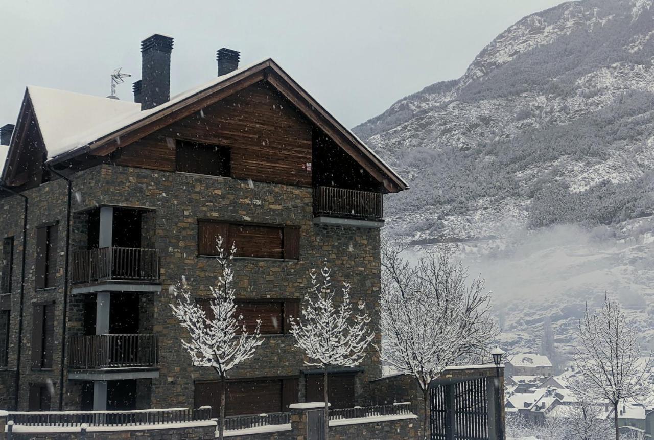 Apartmán Pleta Del Mon Atico Benasque Exteriér fotografie