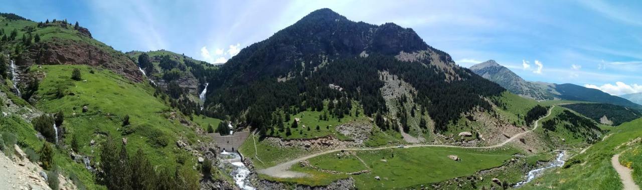 Apartmán Pleta Del Mon Atico Benasque Exteriér fotografie